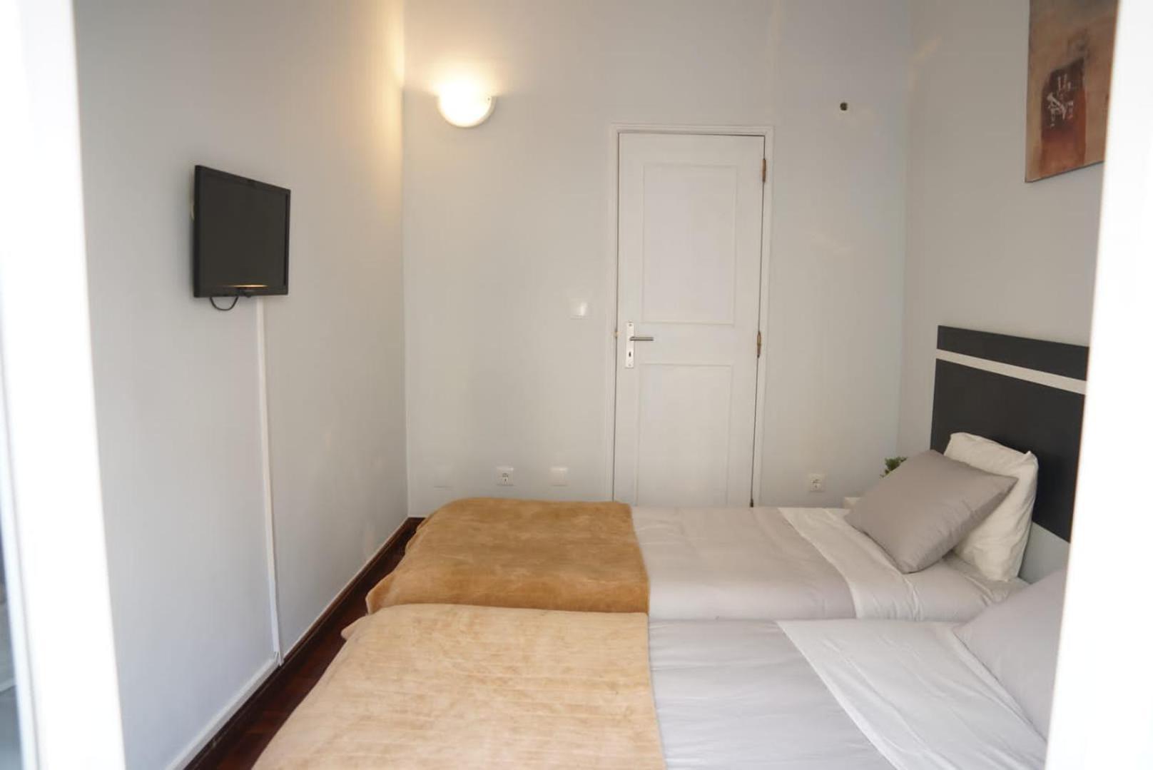 Bisengototo Homestay Lissabon Buitenkant foto